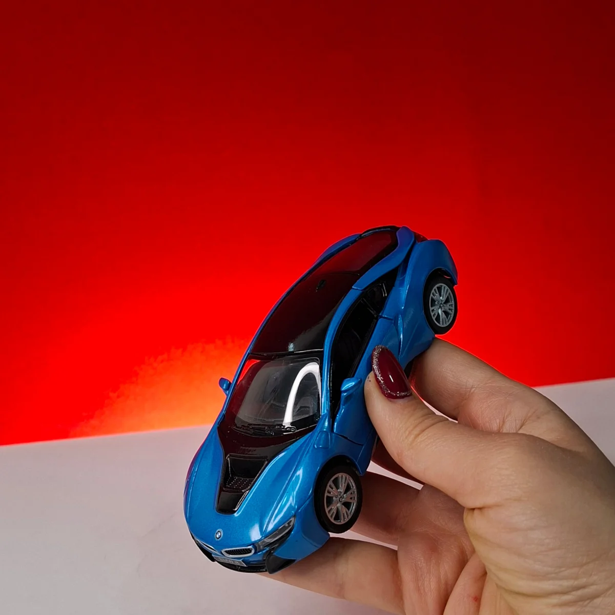 ماکت بی ام و i8 برند کینسمارت — نما 7