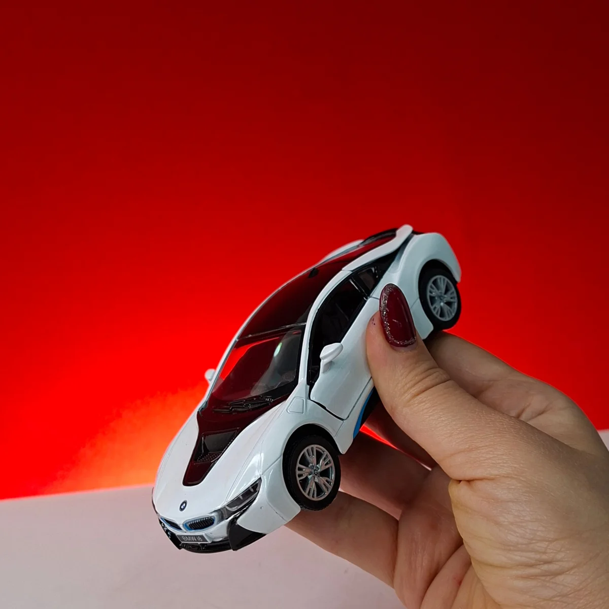 ماکت بی ام و i8 برند کینسمارت — نما 14