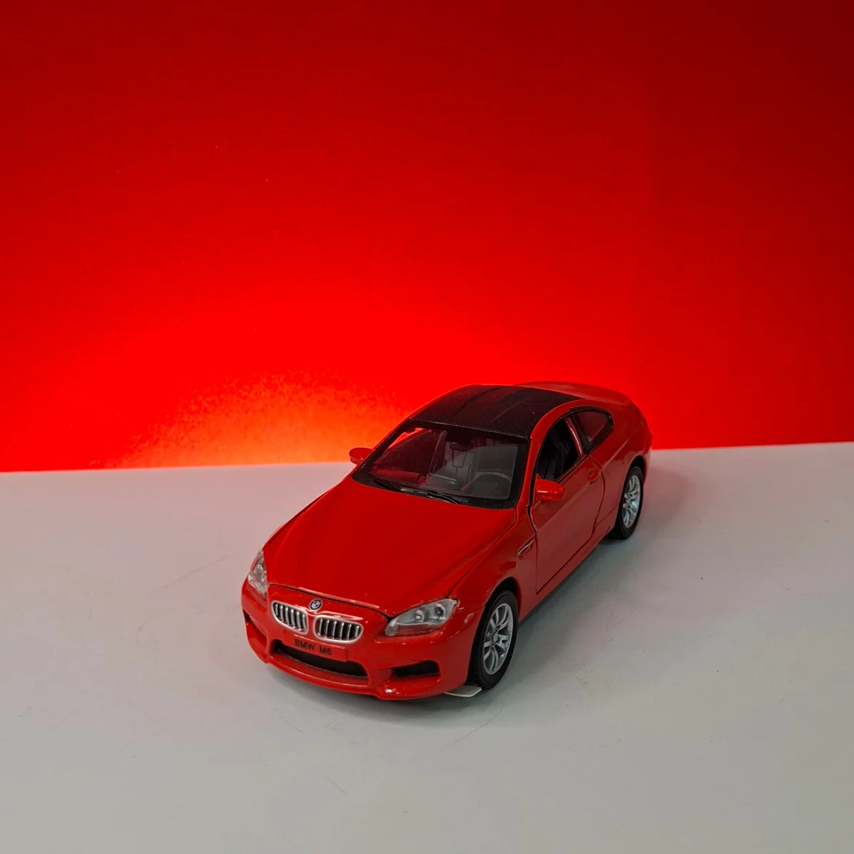 ماکت بی ام و M6