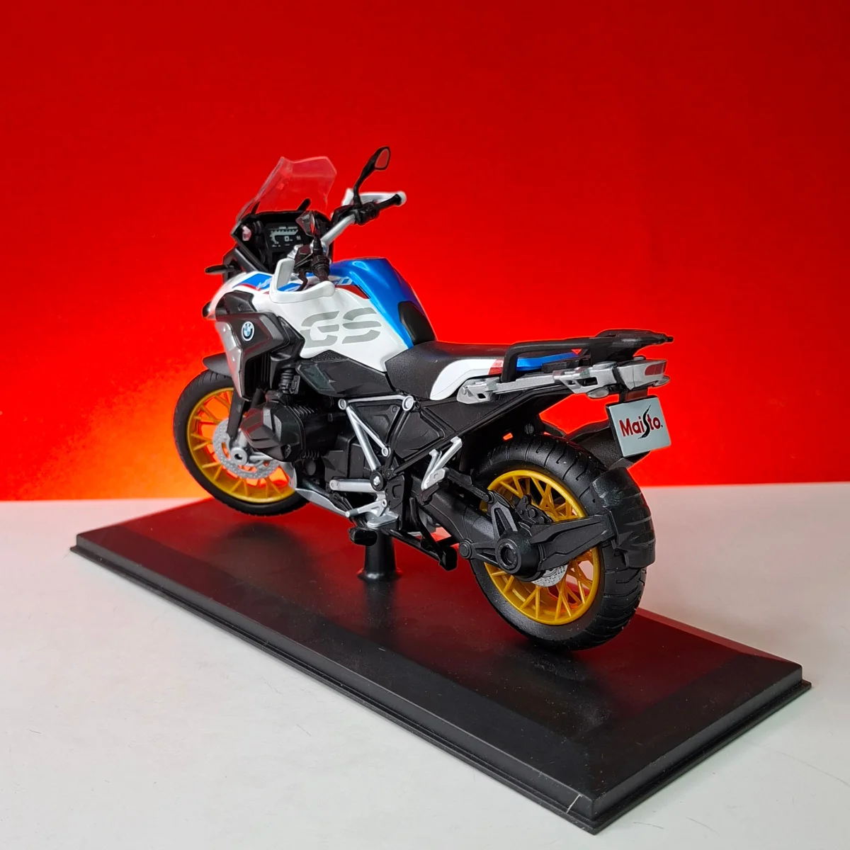 ماکت موتور BMW R1250 GS — نما 5