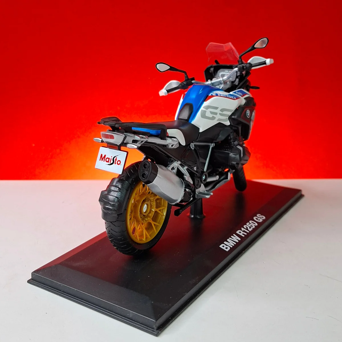 ماکت موتور BMW R1250 GS — نما 6