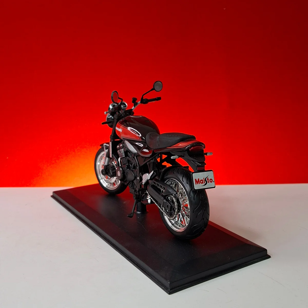 ماکت موتور کاوازاکی Z900RS — نما 6