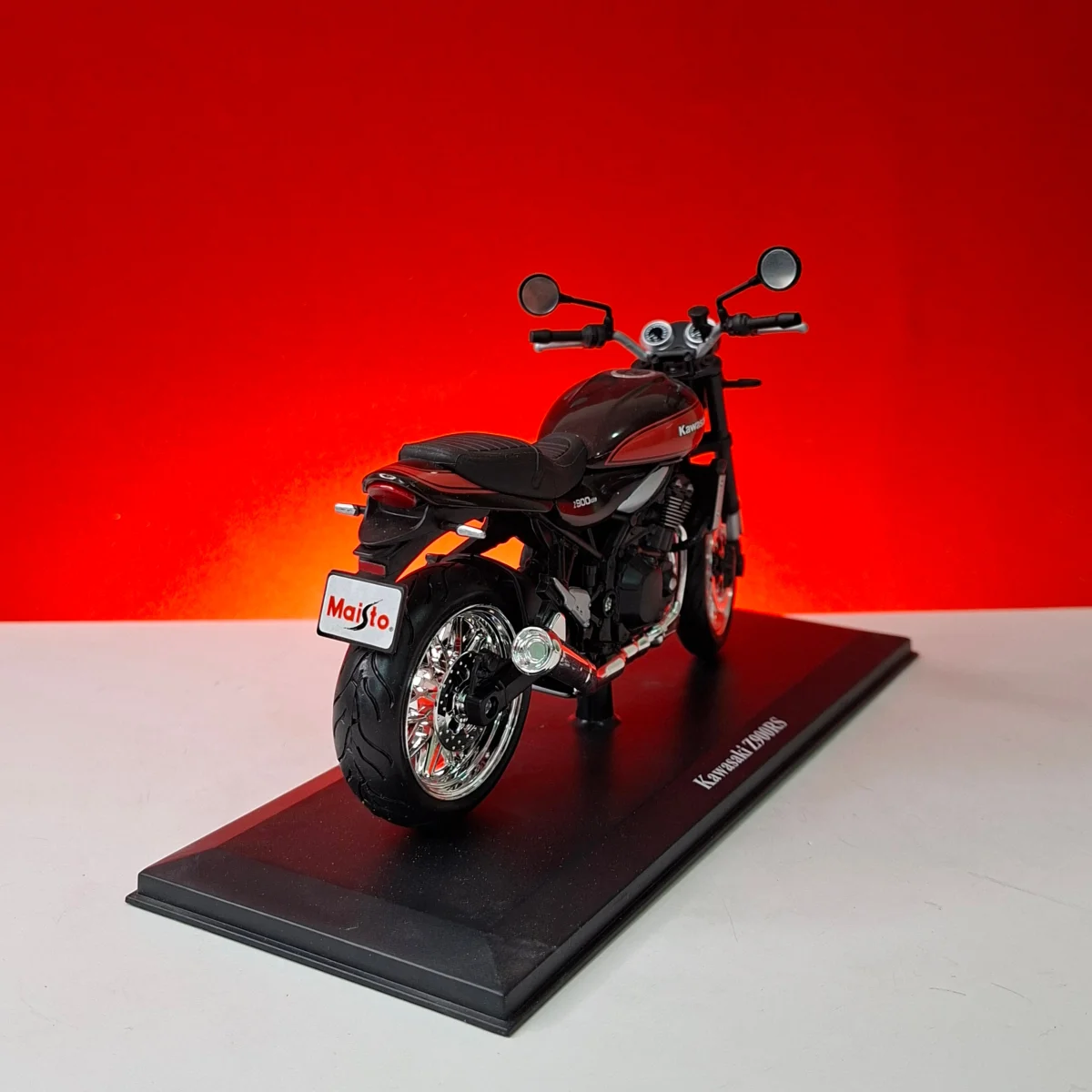 ماکت موتور کاوازاکی Z900RS — نما 5