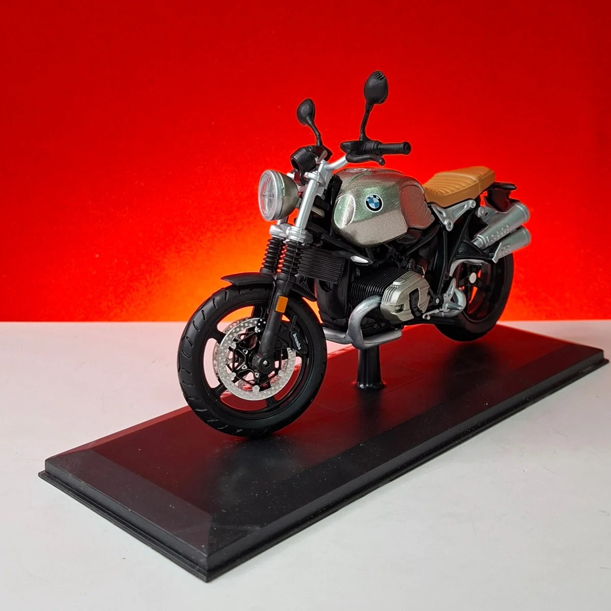 ماکت موتور bmw r ninet scramnler — نما 2