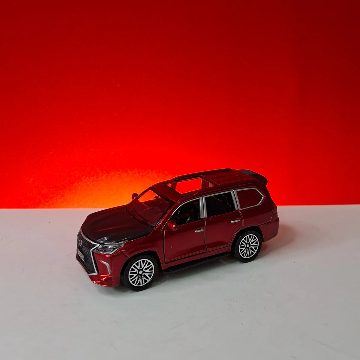 ماکت لکسوس lx 570 — نما 2