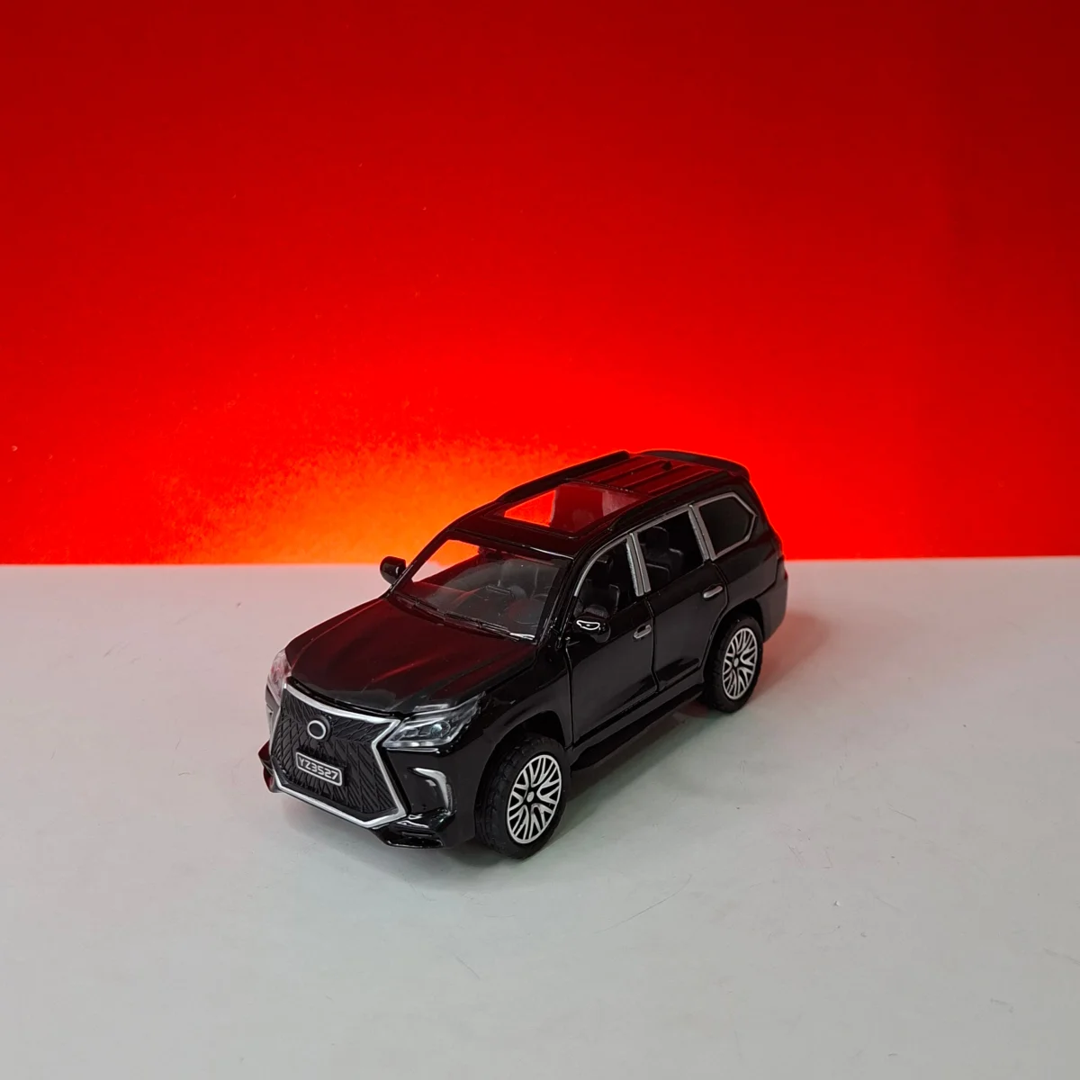 ماکت لکسوس lx 570 — نما 13