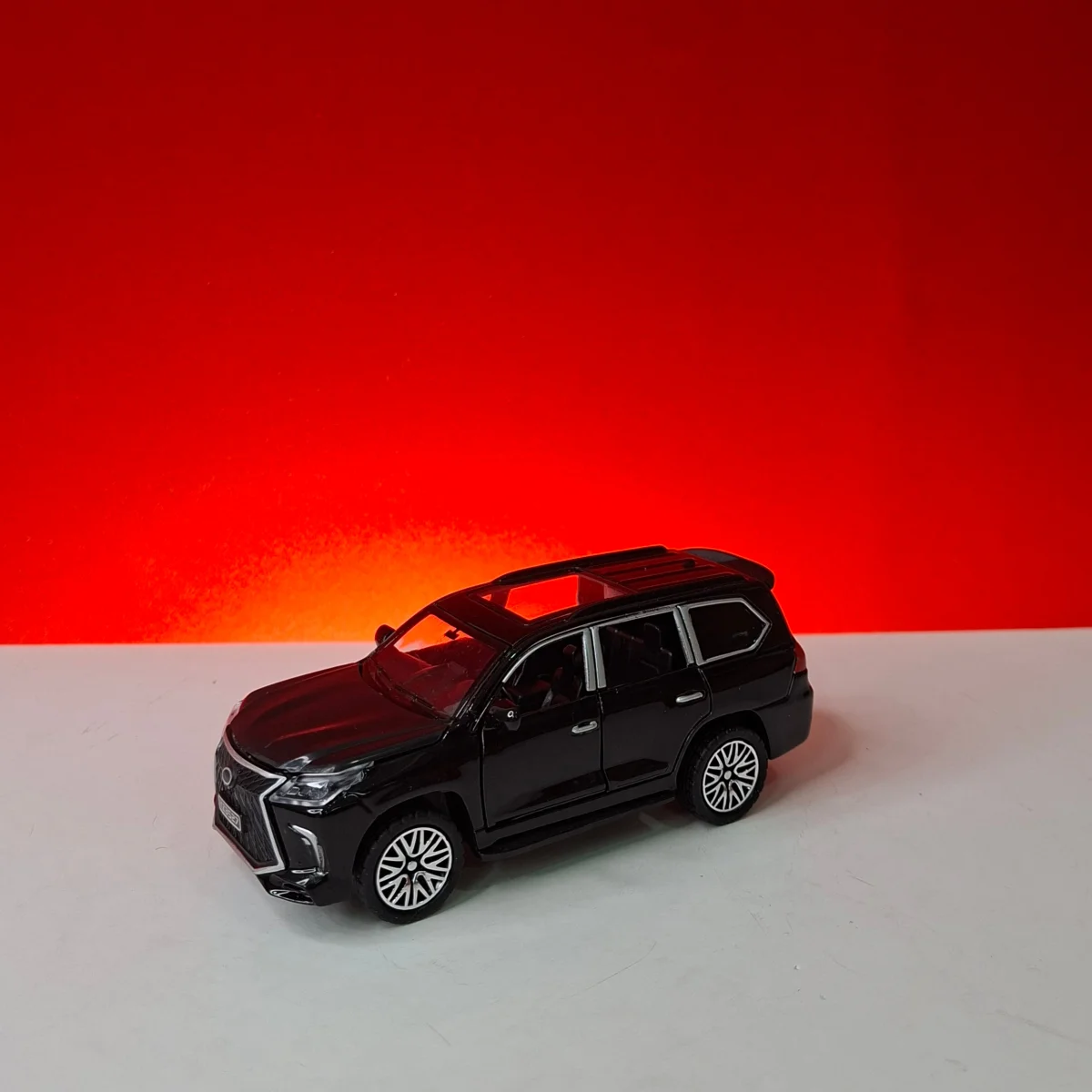 ماکت لکسوس lx 570 — نما 14
