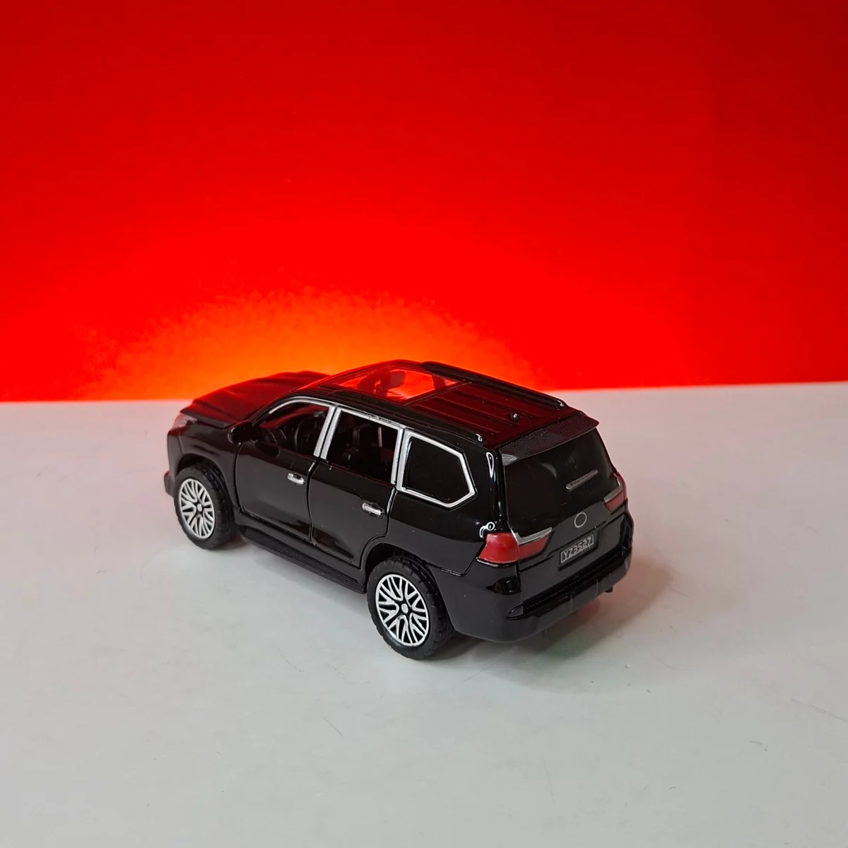 ماکت لکسوس lx 570 — نما 15