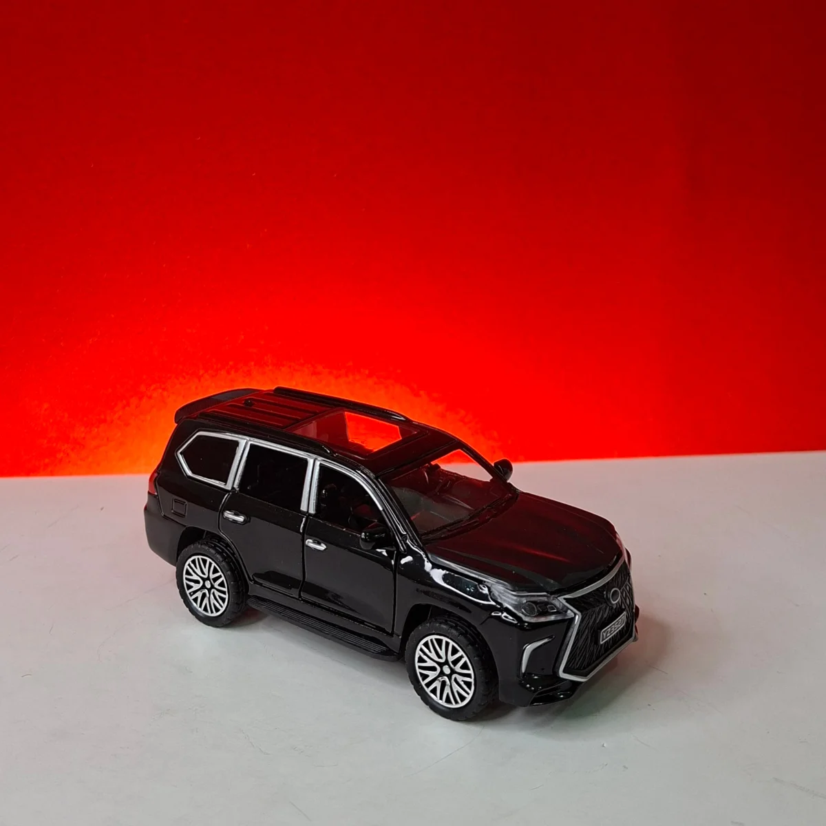 ماکت لکسوس lx 570 — نما 17